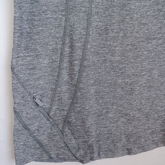 Athleta Tank Top Pacifica Illume UPF Gray Fitted 1/4 Zip Womens Medium NEW - Picture 8 of 13